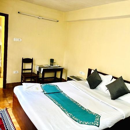 Vstm Sikkim Den Hotel Gangtok Exterior photo